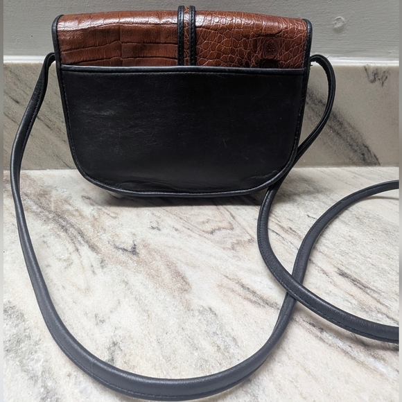 Brighton Vintage Crossbody Leather Bag - Picture 3 of 3